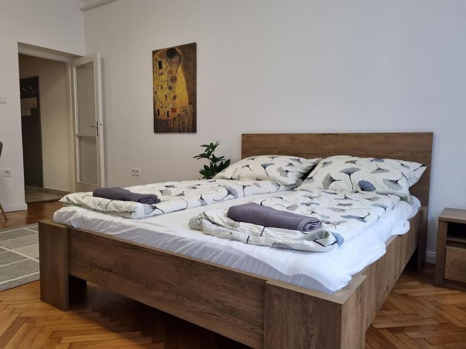 Downtown Studio Apartman Pětikostelí Exteriér fotografie