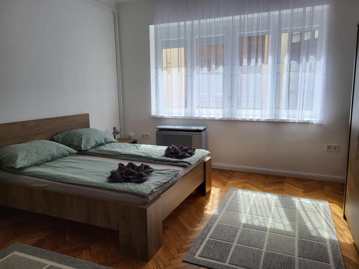 Downtown Studio Apartman Pětikostelí Exteriér fotografie