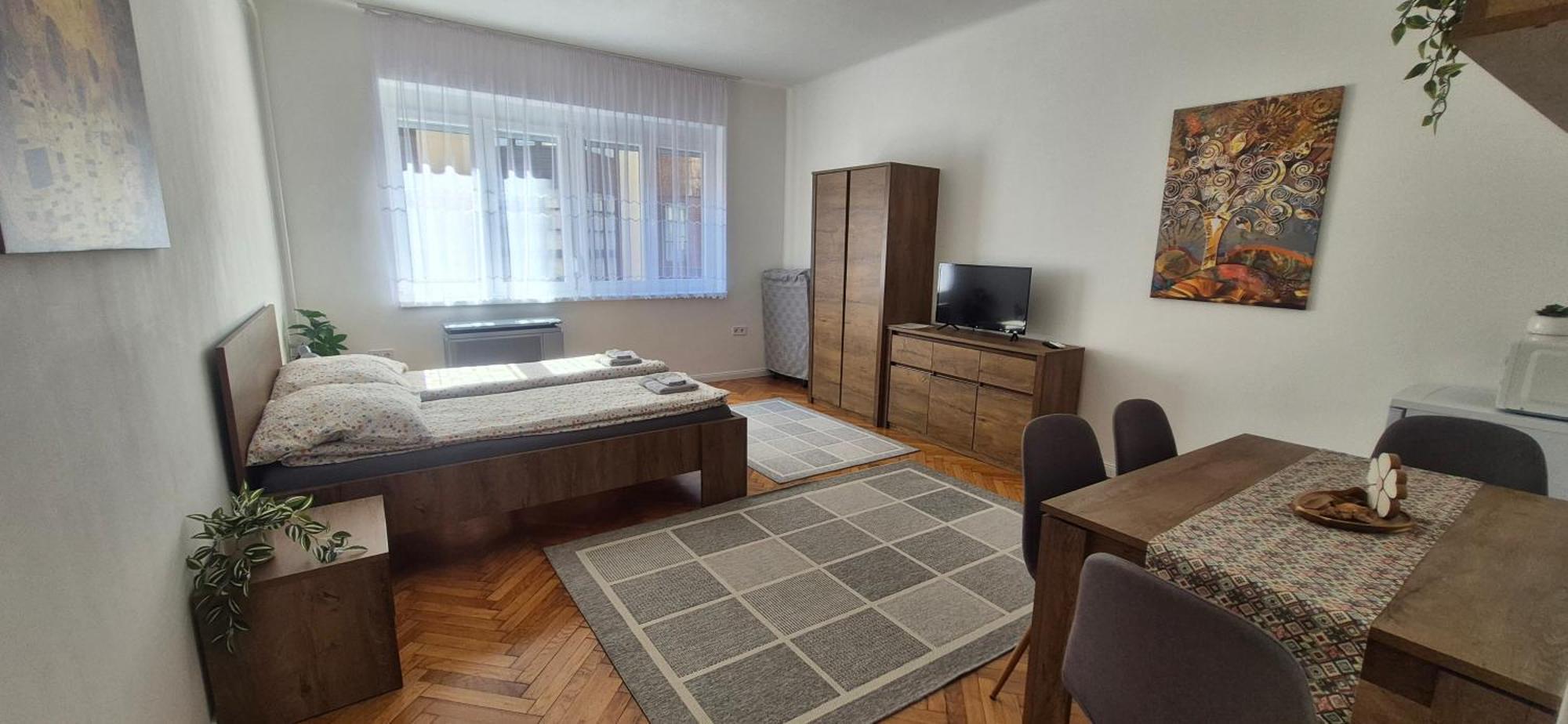Downtown Studio Apartman Pětikostelí Exteriér fotografie